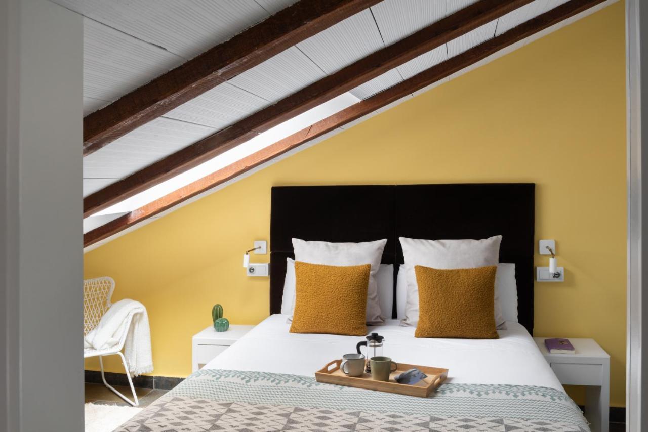 Carretas Attics Apartments Madrid Exterior photo